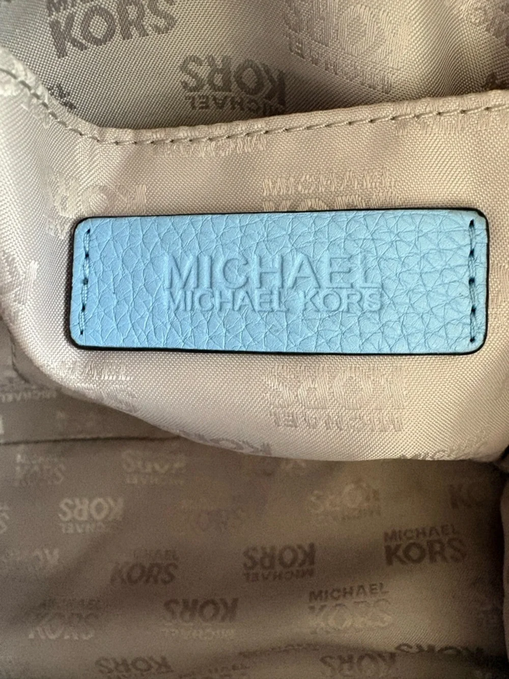 🩵🩵MICHAEL KORS JET SET LIGHT BLUE PEBBLED LEATHER TOTE/ CROSSBODY BAG!🩵🩵